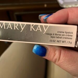 MaryKay Crème Lipstick